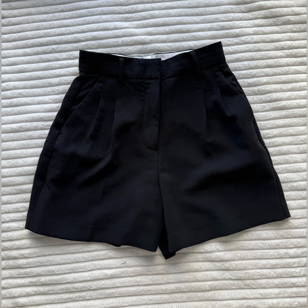 Black Aritzia dress shorts